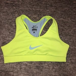 Nike sportsbra